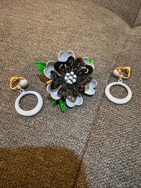 Vintage Flower Pin and Clip Earring Set